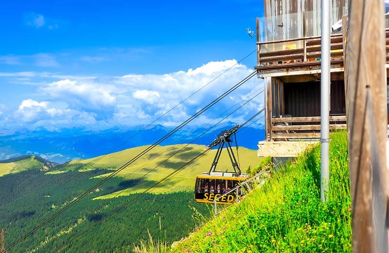 Gondola to the Seceda